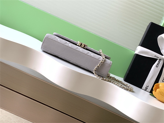 Cha.nel Clutch With Chain Top Handle Grained Calfskin Gold Tone Metal Grey AP3238