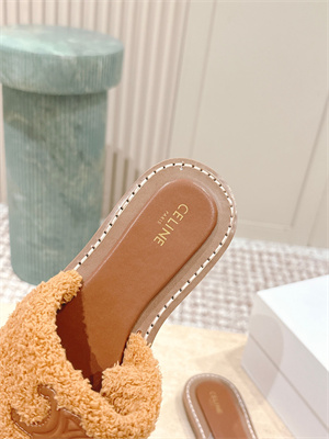 Ce**e slipper 38972