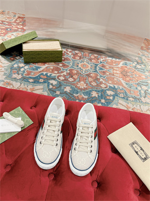 G*u*i sneakers women/men 38994