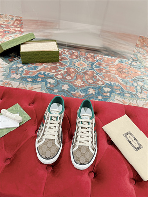 G*u*i sneakers women/men 38995