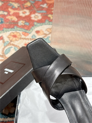 Y*L heeled mule 39007