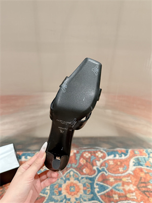 Y*L heeled mule 39007