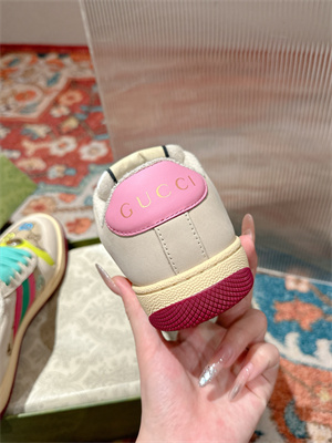 G*u*i sneakers women/men 39008