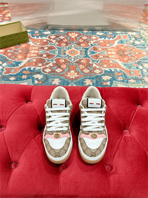 G*u*i sneakers women/men 39009