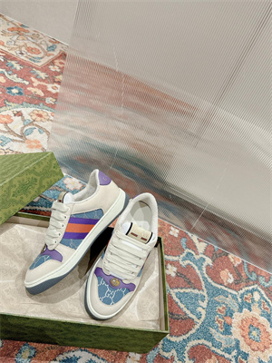 G*u*i sneakers women/men 39015