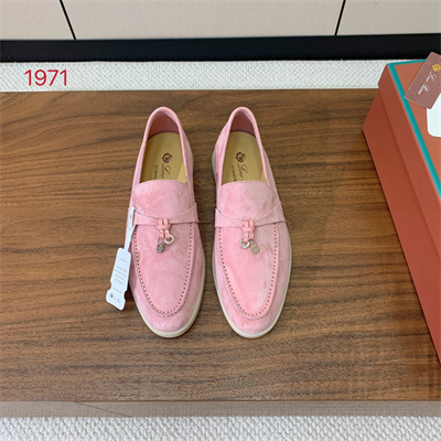 L**o p*ana loafer women/men 39019