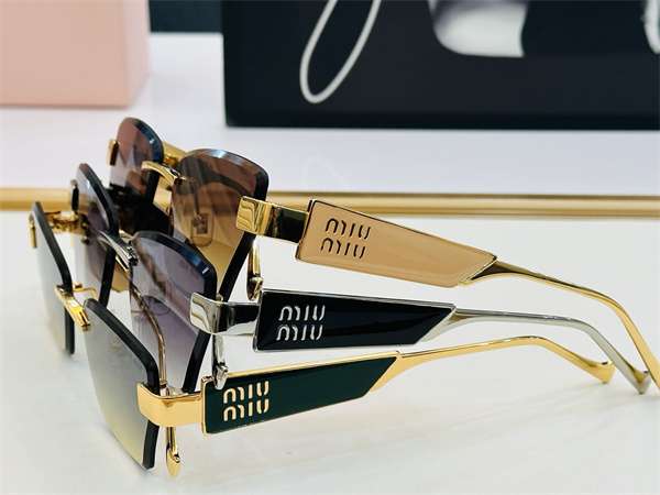 M*um*u sunglasses color options 38902