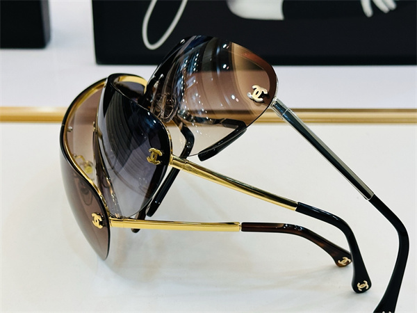 Ch*el sunglasses color options 38908