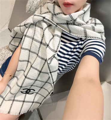 Ch*el wool scarf 38930