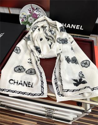 Ch*el cashmere/silk scarf 38931