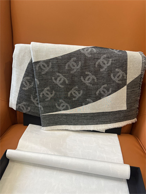 Ch*el wool/cashmere/silk scarf/shawl 38933