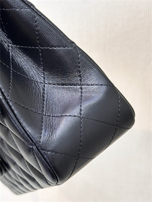 Ch*el medium classic flap bag lambskin gun metal black 01112 top