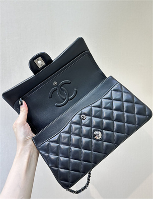 Ch*el medium classic flap bag lambskin gun metal black 01112 top