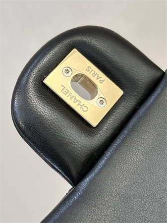 Ch*el small classic flap bag lambskin gold tone metal black 01117 top