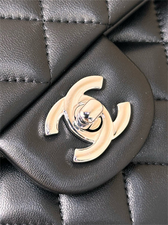 Ch*el medium classic flap bag lambskin silver tone metal black 01112 top