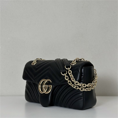 Gu.cci GG Marmont medium shoulder bag matelassé chevron lambskin leather Light gold-toned hardware Black 837267