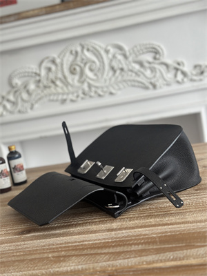 H**mes jypsiere togo leather silver tone metal black color hs