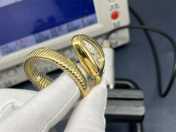 B*l*ai serpenti tubogas lady watch 38909 top