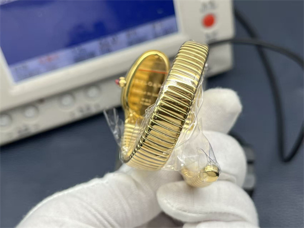 B*l*ai serpenti tubogas lady watch 38909 top