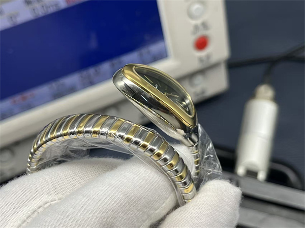 B*l*ai serpenti tubogas lady watch 38911 top