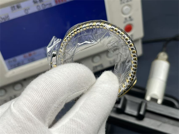 B*l*ai serpenti tubogas lady watch 38911 top