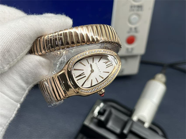 B*l*ai serpenti tubogas lady watch 38912 top