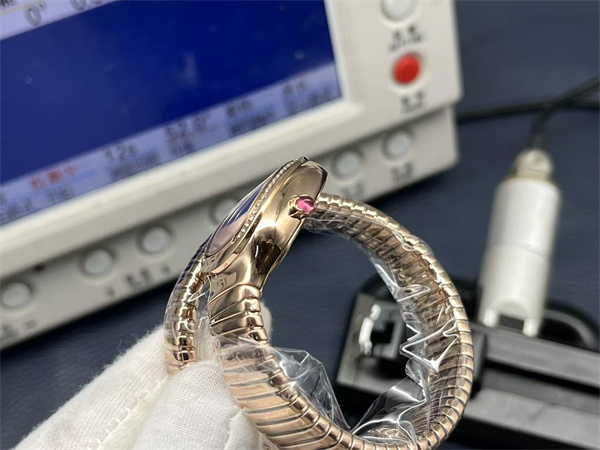 B*l*ai serpenti tubogas lady watch 38912 top