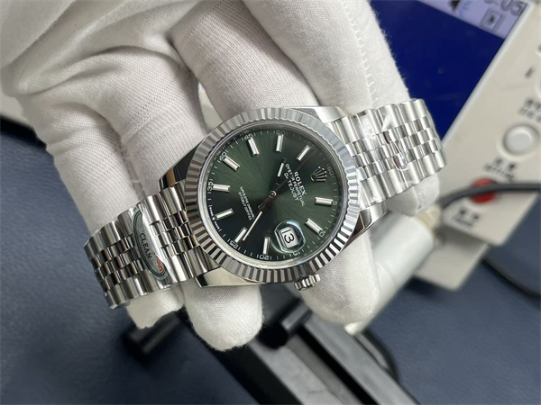 R*l*x men’s watch 38920 top