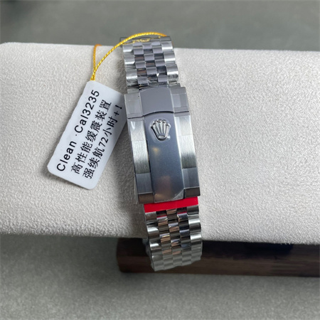 R*l*x men’s watch 38921 color options top