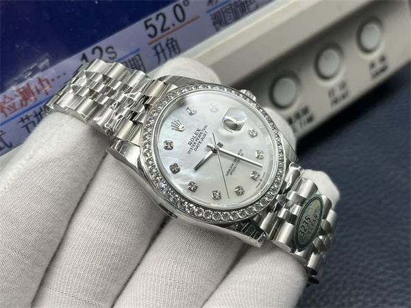 R*l*x men’s watch 38924 top