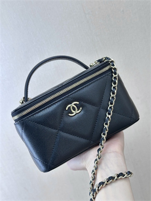 Ch*el long vanity with chain grained calfskin & gold-tone metal black ap4933 top
