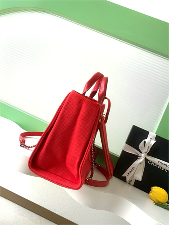 Ch*el deauville small shopping bag mixed fibers gold tone metal red as3257