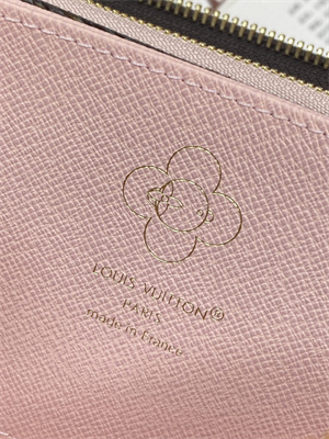 L.V Zippy Wallet Vivienne Winter Holidays Monogram Canvas Snowy Pearl M26256