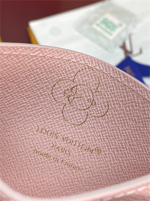 L.V Card Holder Vivienne Monogram Canvas Snowy Pearl/Blue Frost M15345