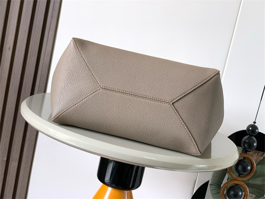L0ew* medium puzzle fold tote in grained calfskin