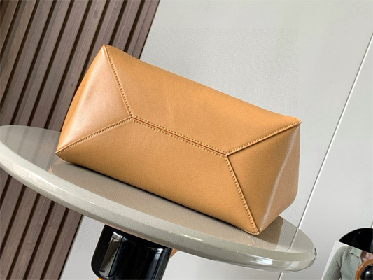 L0ew* medium puzzle fold tote in shinny calfskin