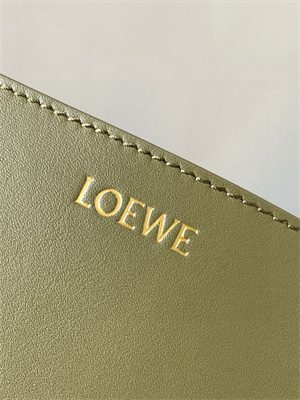 L0ew* medium puzzle fold tote in shinny calfskin