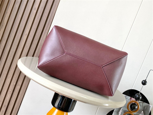 L0ew* medium puzzle fold tote in shinny calfskin