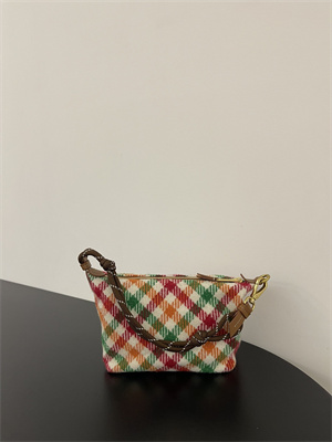 M*um*u plaid wool pouch red/green