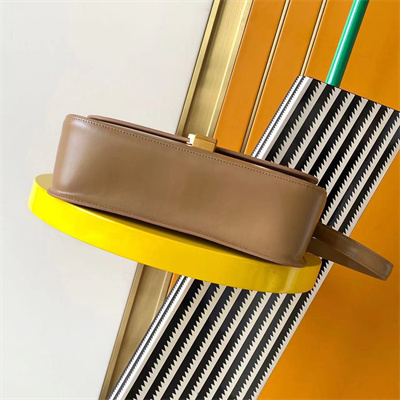 y.s.l solferino medium in box Sa**t Lau*nt lt hazelnut color