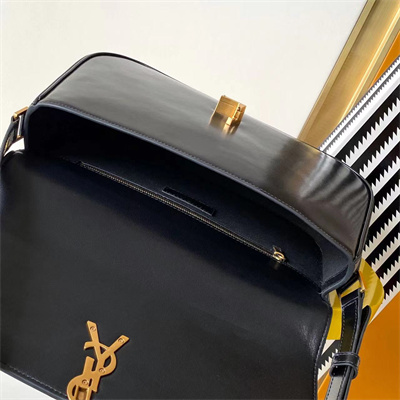 y.s.l solferino medium in box Sa**t Lau*nt black color